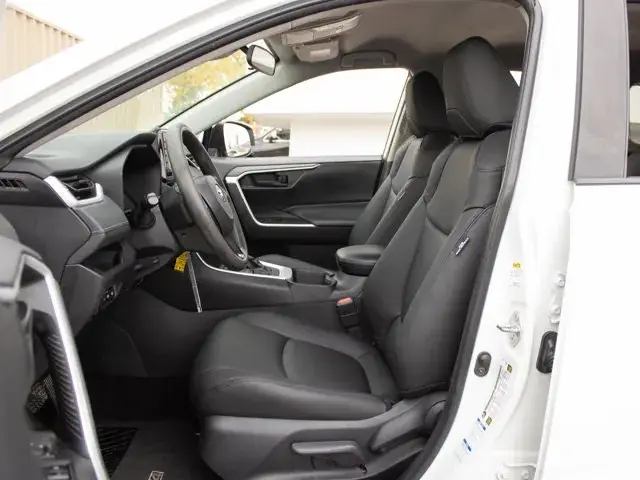 Toyota Rav4 2022 photo 3