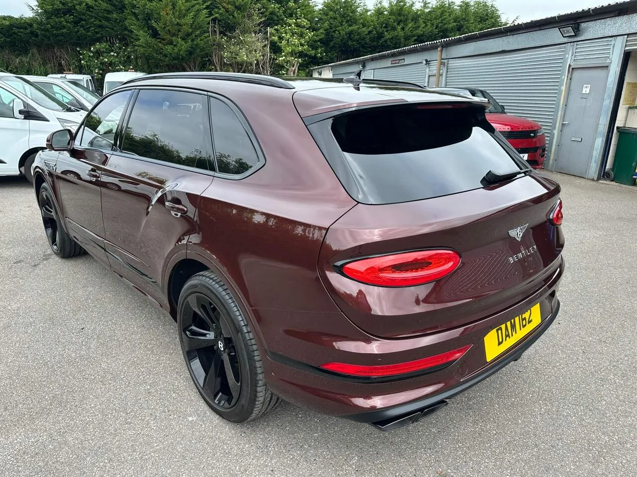 Bentley Bentayga 2023 photo 3