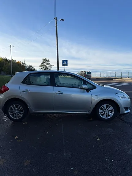 Toyota Auris 2007 photo 4