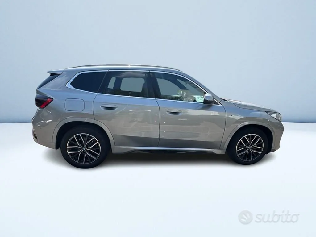 BMW X1 2024 photo 4
