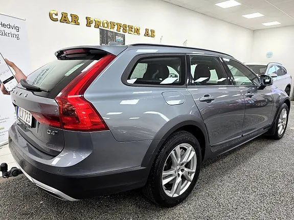 Volvo V90 Cross Country 2018 photo 3