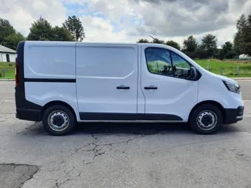 Renault Trafic 2022 photo 3