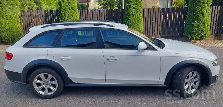 Audi A4 2009 photo 5