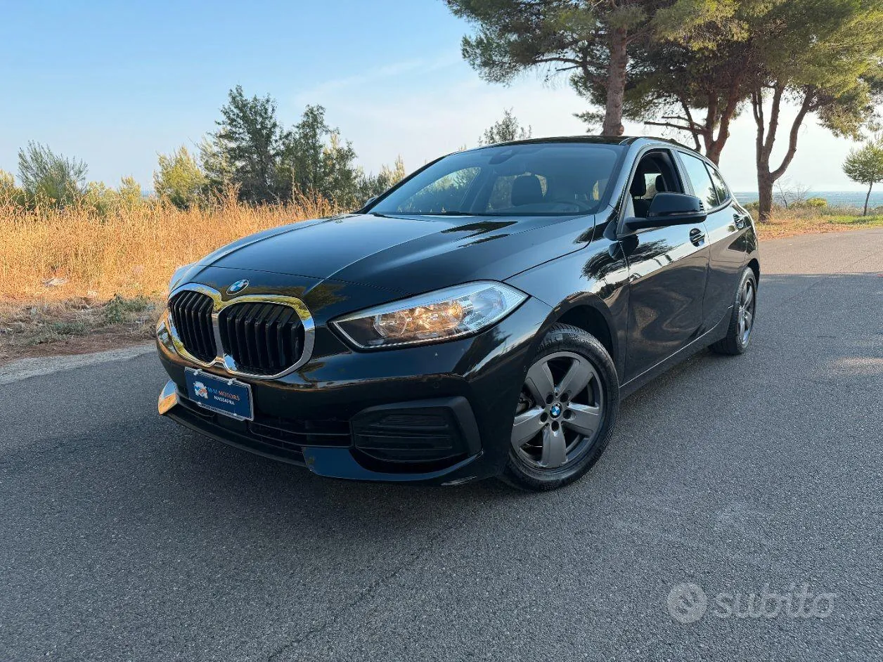BMW 118D 2021 photo 2