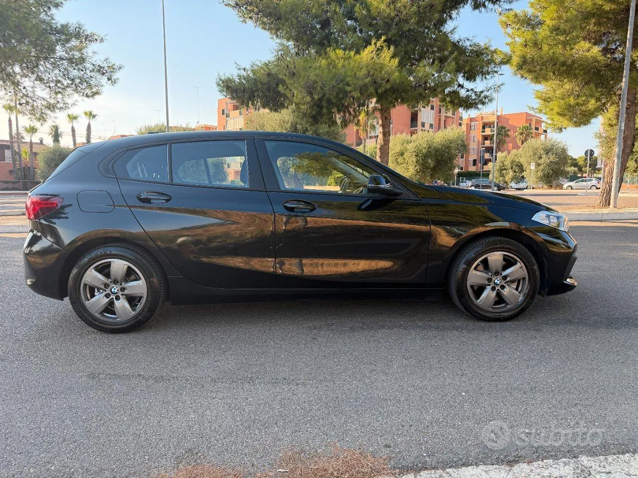 BMW 118D 2021 photo 4
