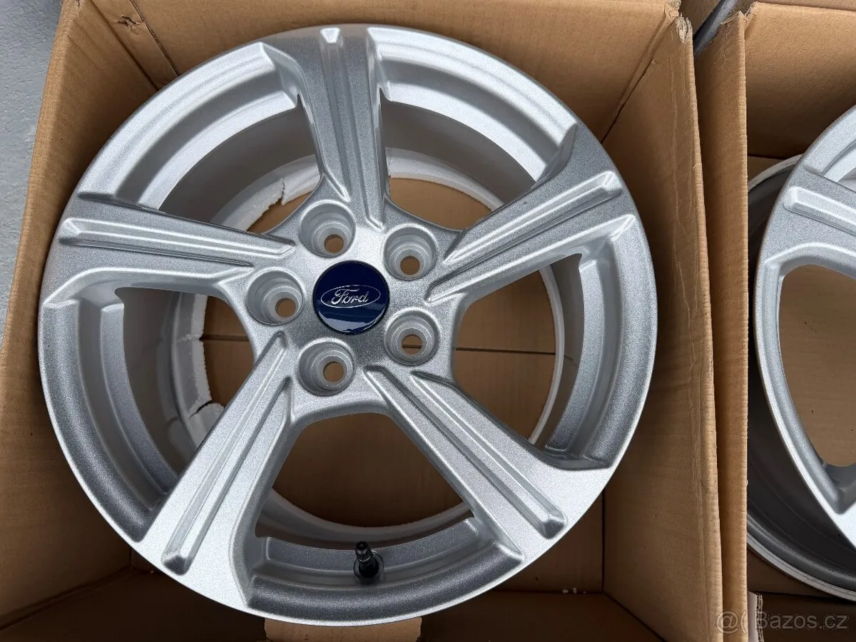 Ford Wheels photo 2
