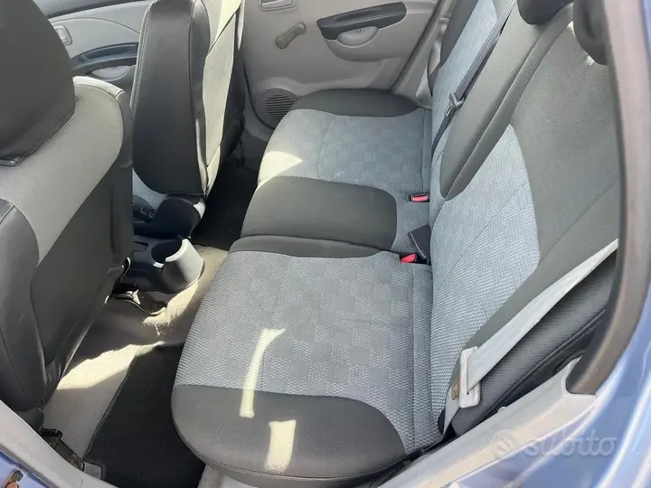 Kia Picanto 2006 photo 3