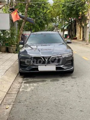 Vinfast Lux A2.0