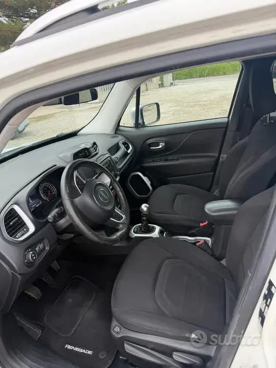 Jeep Renegade 2014 photo 5