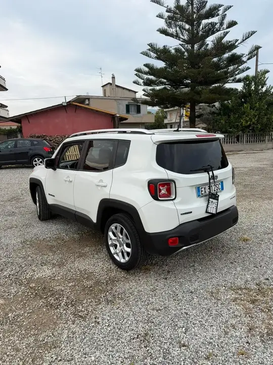 Jeep Renegade 2014 photo 4