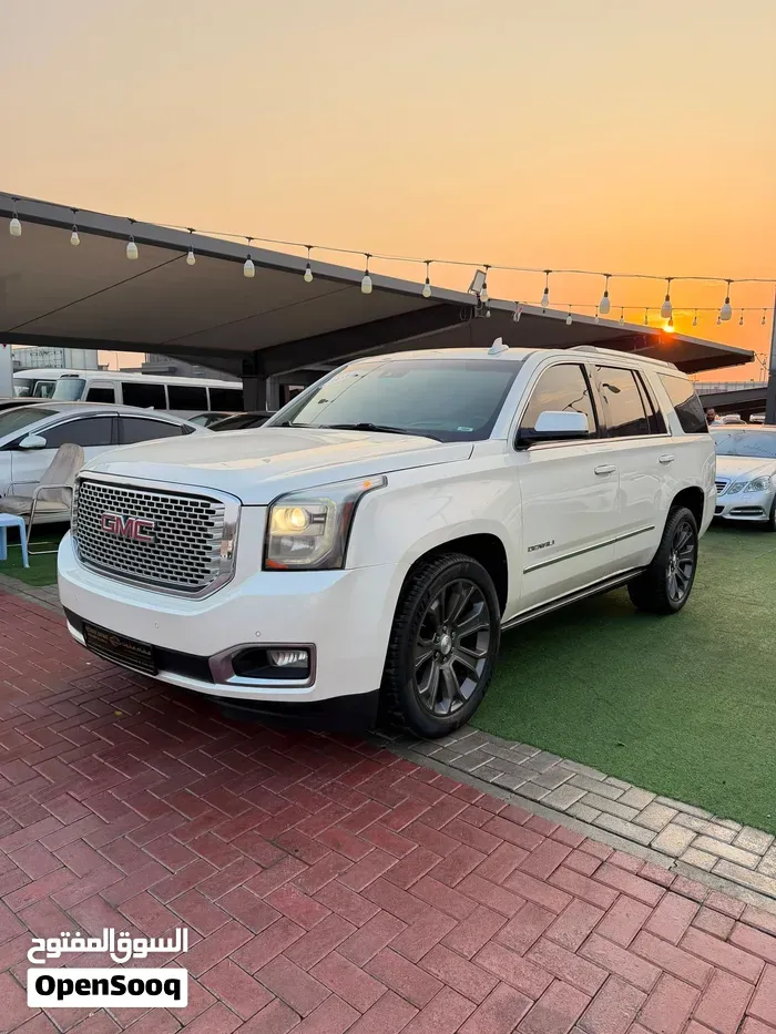 GMC Yukon 2015 photo 3