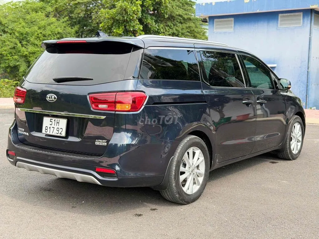 Kia Sedona 2021 photo 4