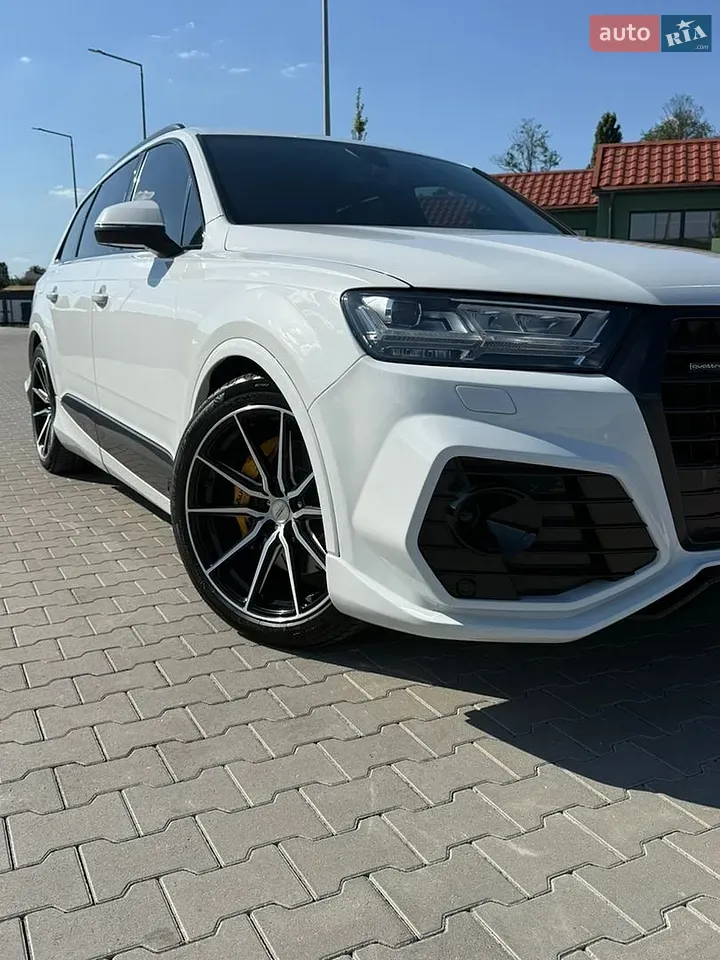 Audi Q7
