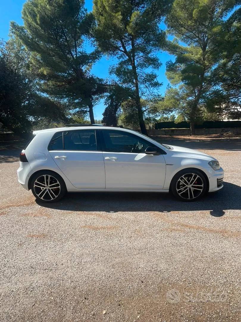 Volkswagen Golf 2013 photo 4