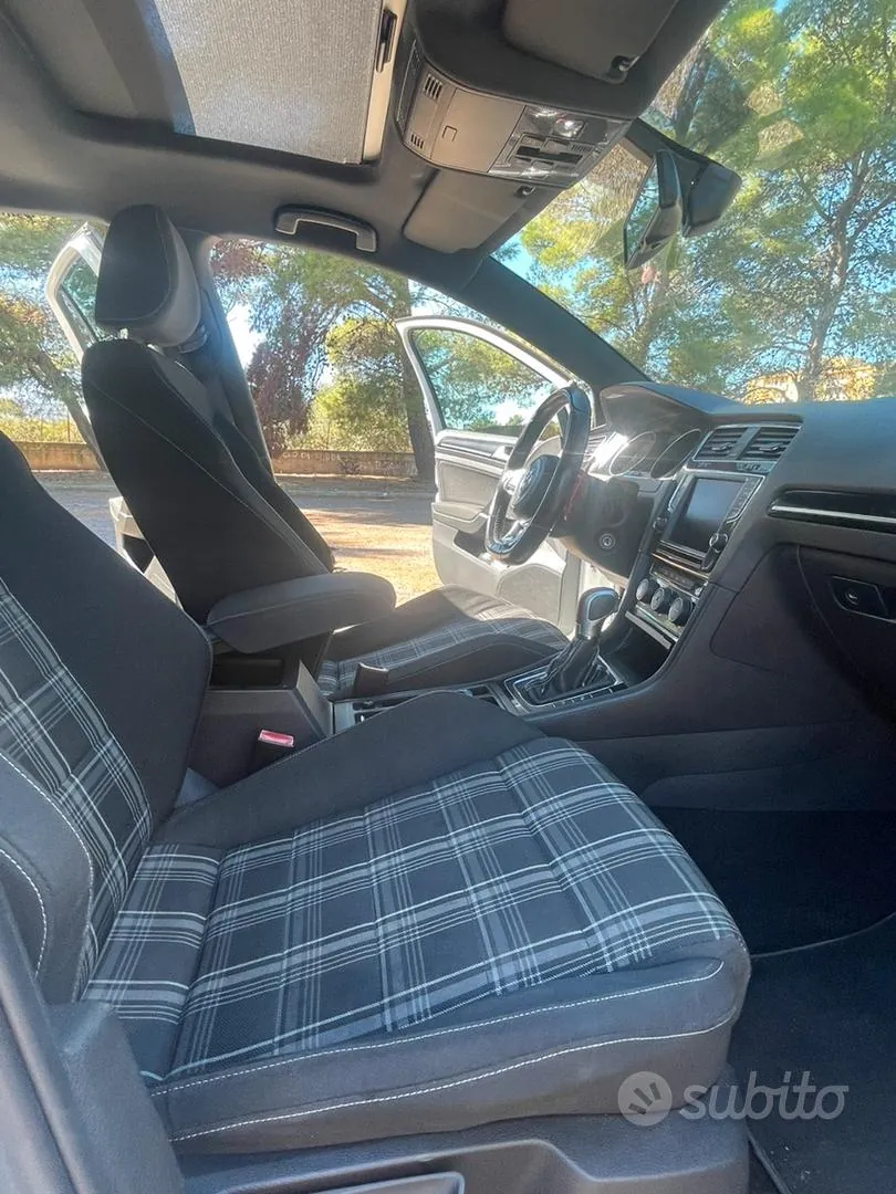 Volkswagen Golf 2013 photo 5