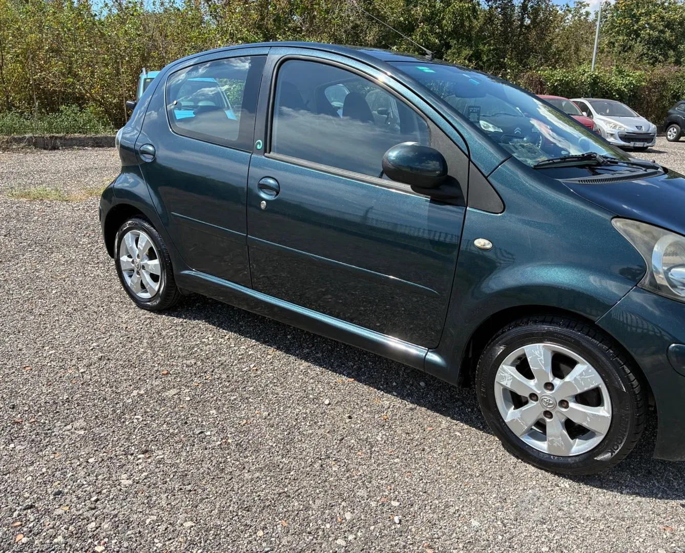 Toyota Aygo 2011 photo 3