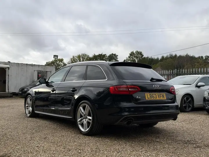 Audi A4 Avant 2013 photo 3