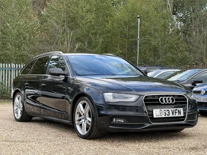 Audi A4 Avant 2013 photo 4
