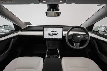 Tesla Model Y 2022 photo 4