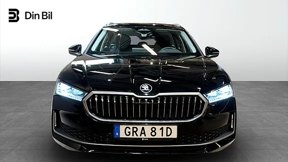 Skoda Superb 2025 photo 4