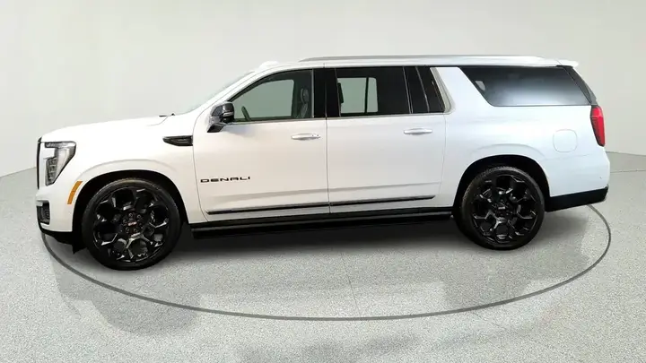 GMC Yukon Xl 2026 photo 5