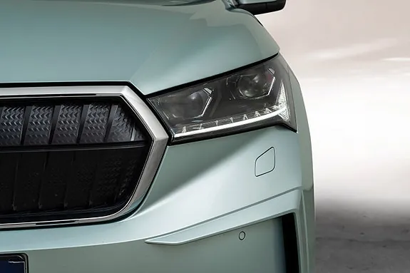 Skoda Enyaq 2023 photo 5
