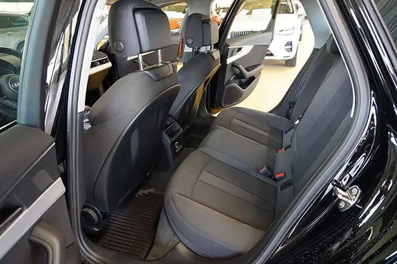 Audi A4 2020 photo 4