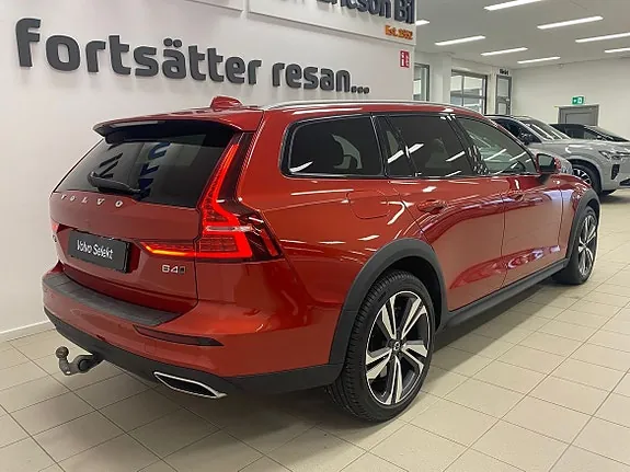 Volvo V60 Cross Country 2022 photo 4
