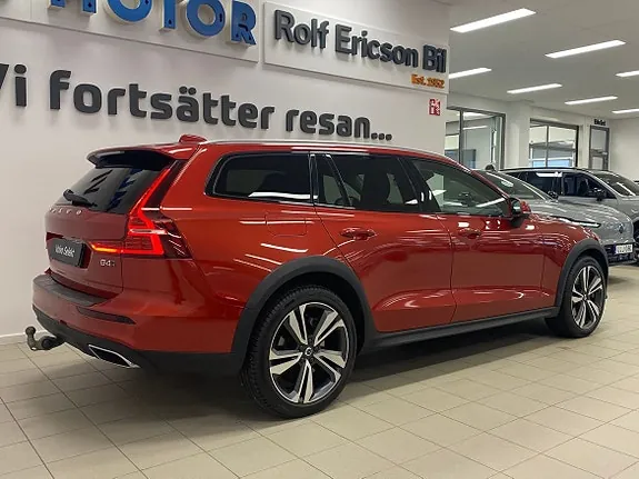 Volvo V60 Cross Country 2022 photo 3