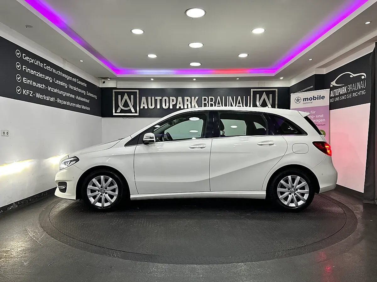 Mercedes-Benz B-Class 2015 photo 3