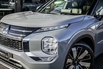 Mitsubishi Outlander 2026 photo 4