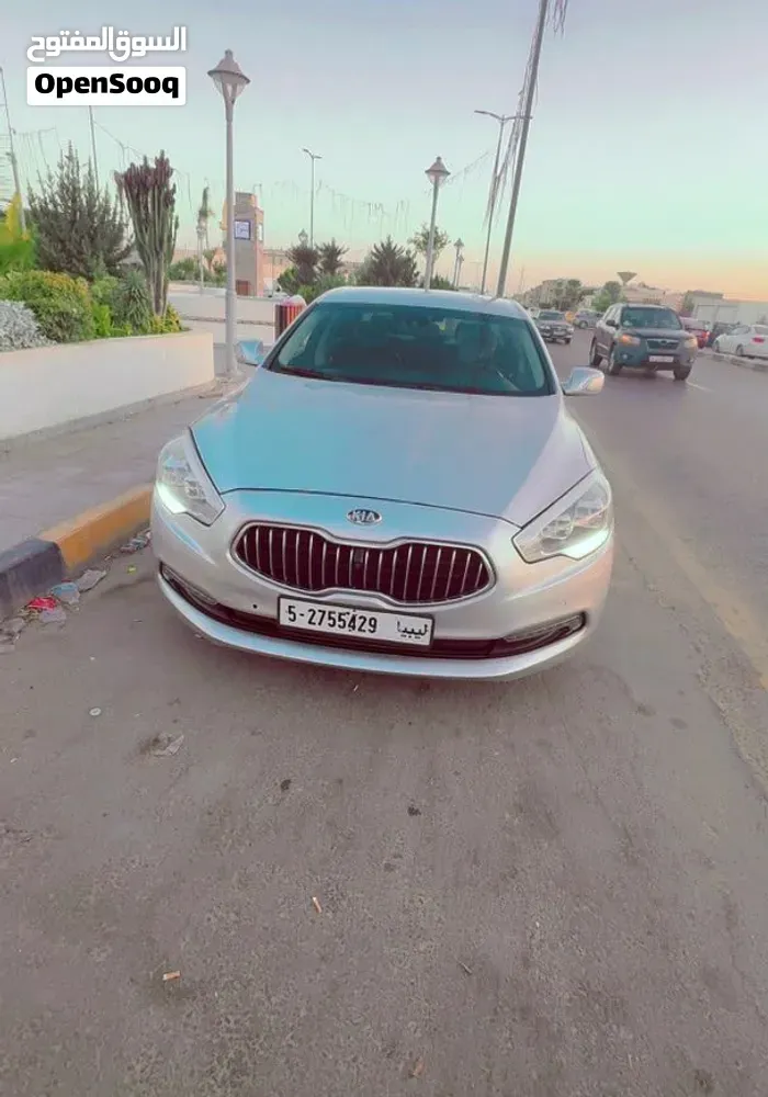 Kia Quoris 2015 photo 3