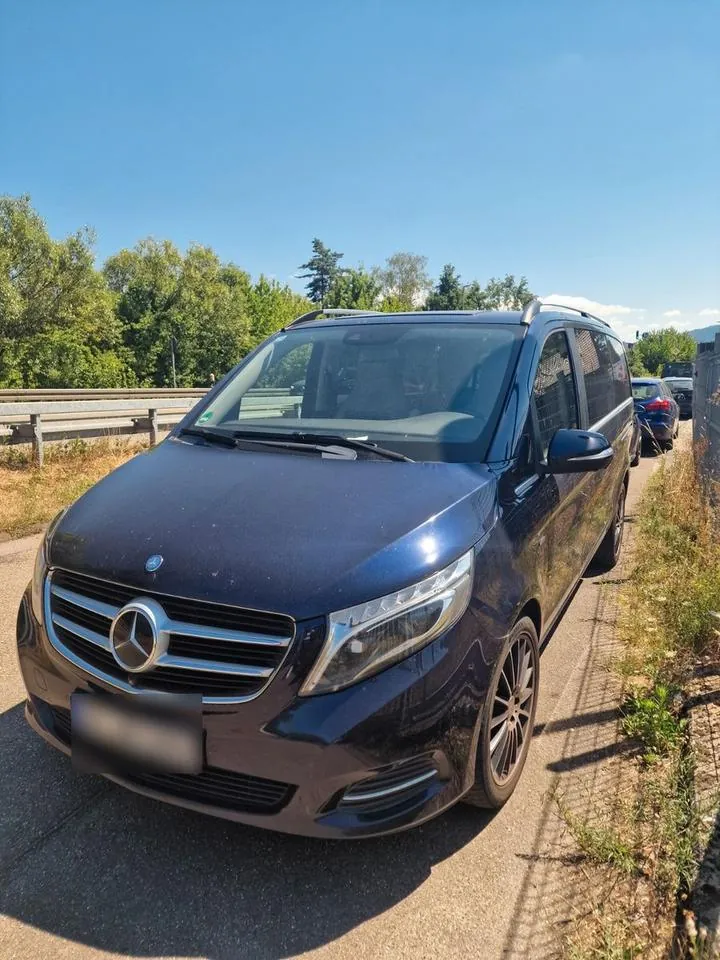 Mercedes-Benz V 250
