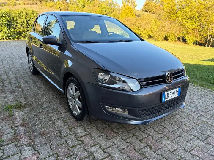 Volkswagen Polo 2010 photo 3