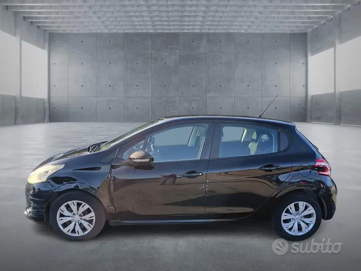 Peugeot 208 2014 photo 4