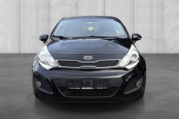 Kia Rio 2012 photo 2