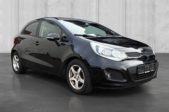 Kia Rio 2012 photo 3