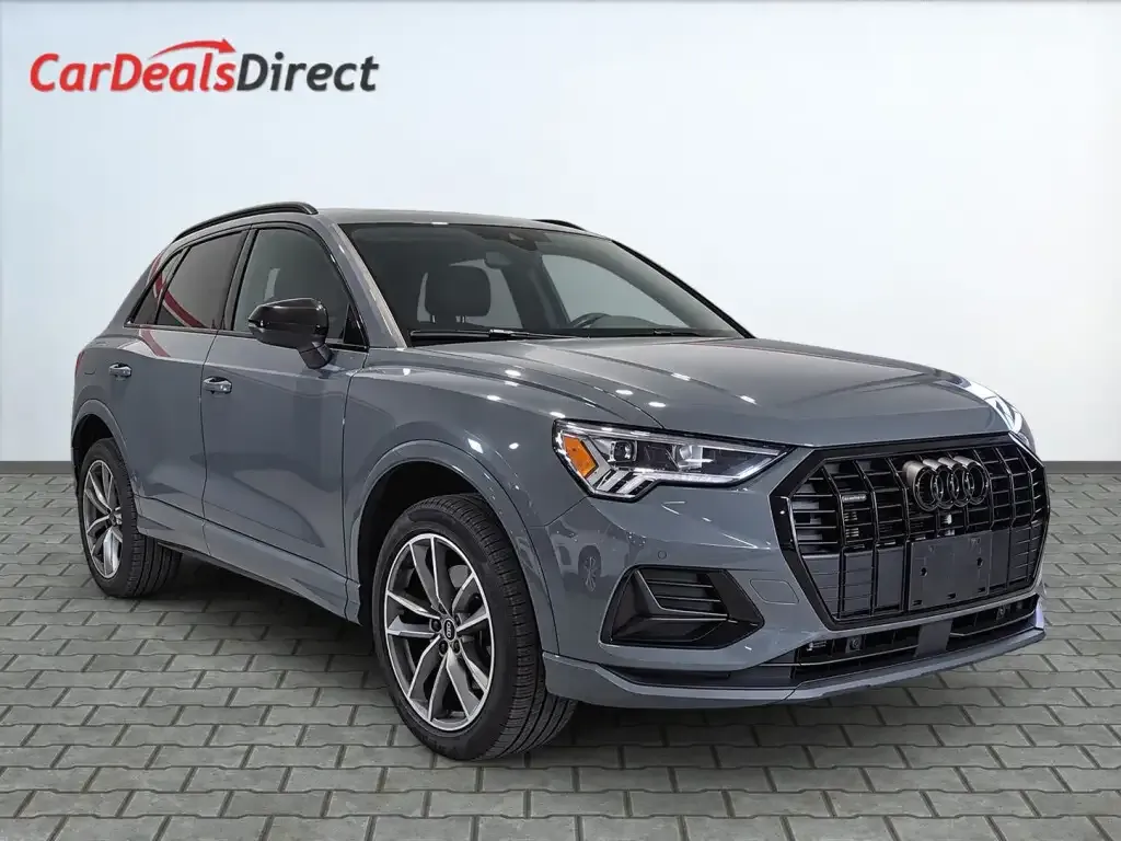Audi Q3 2022 photo 2