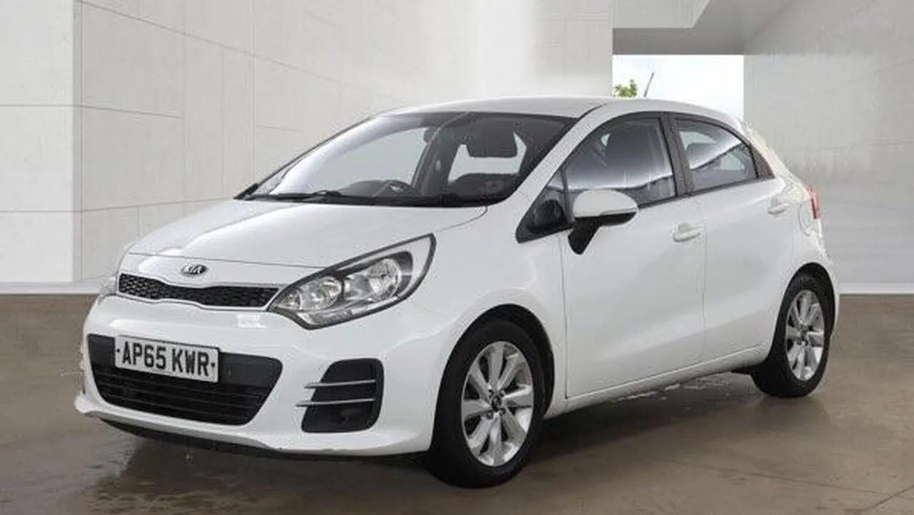 Kia Rio 2016 photo 3