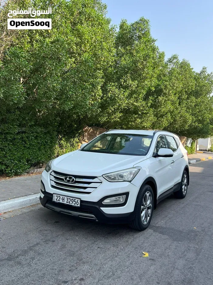 Hyundai Santa Fe 2015 photo 2