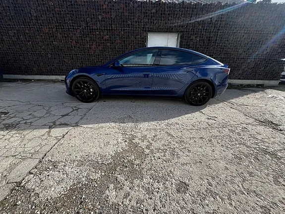 Tesla Model 3 2021 photo 3