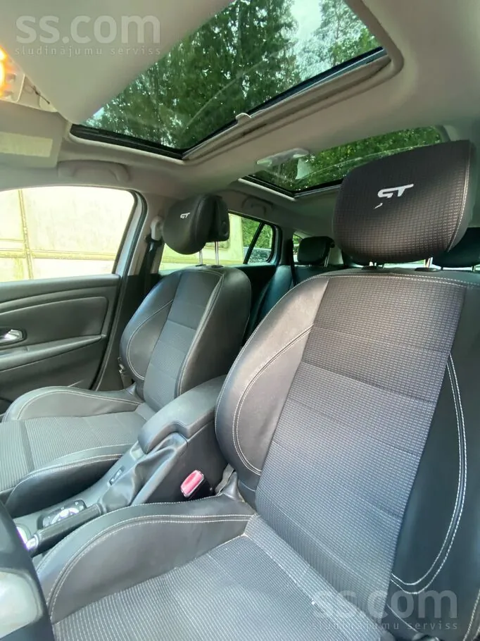 Renault Megane 2010 photo 5