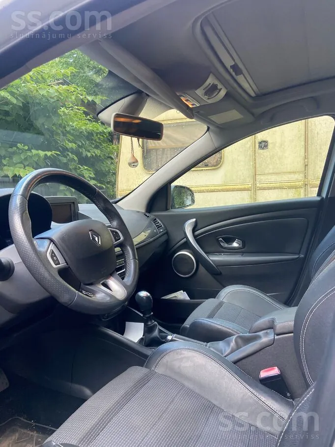 Renault Megane 2010 photo 4