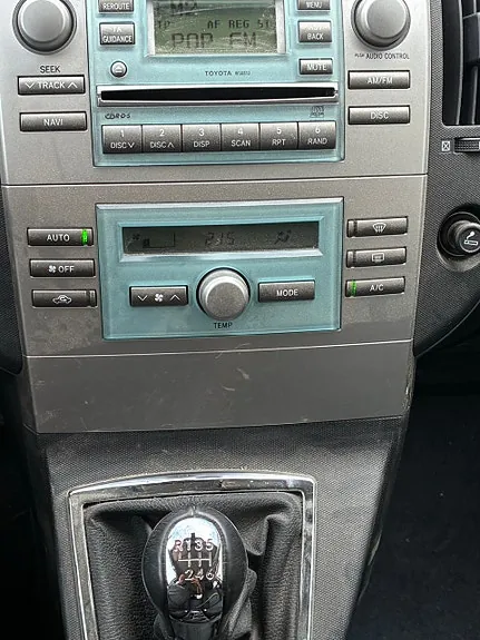 Toyota Corolla Sportsvan 2007 photo 2