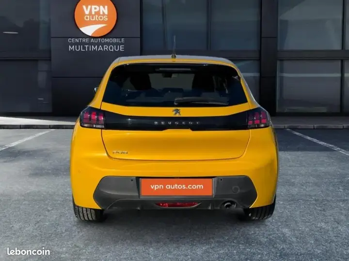 Peugeot 208 2019 photo 4