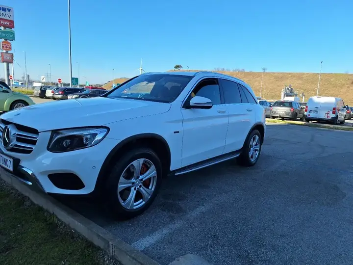 Mercedes-Benz Glc 2018 photo 3