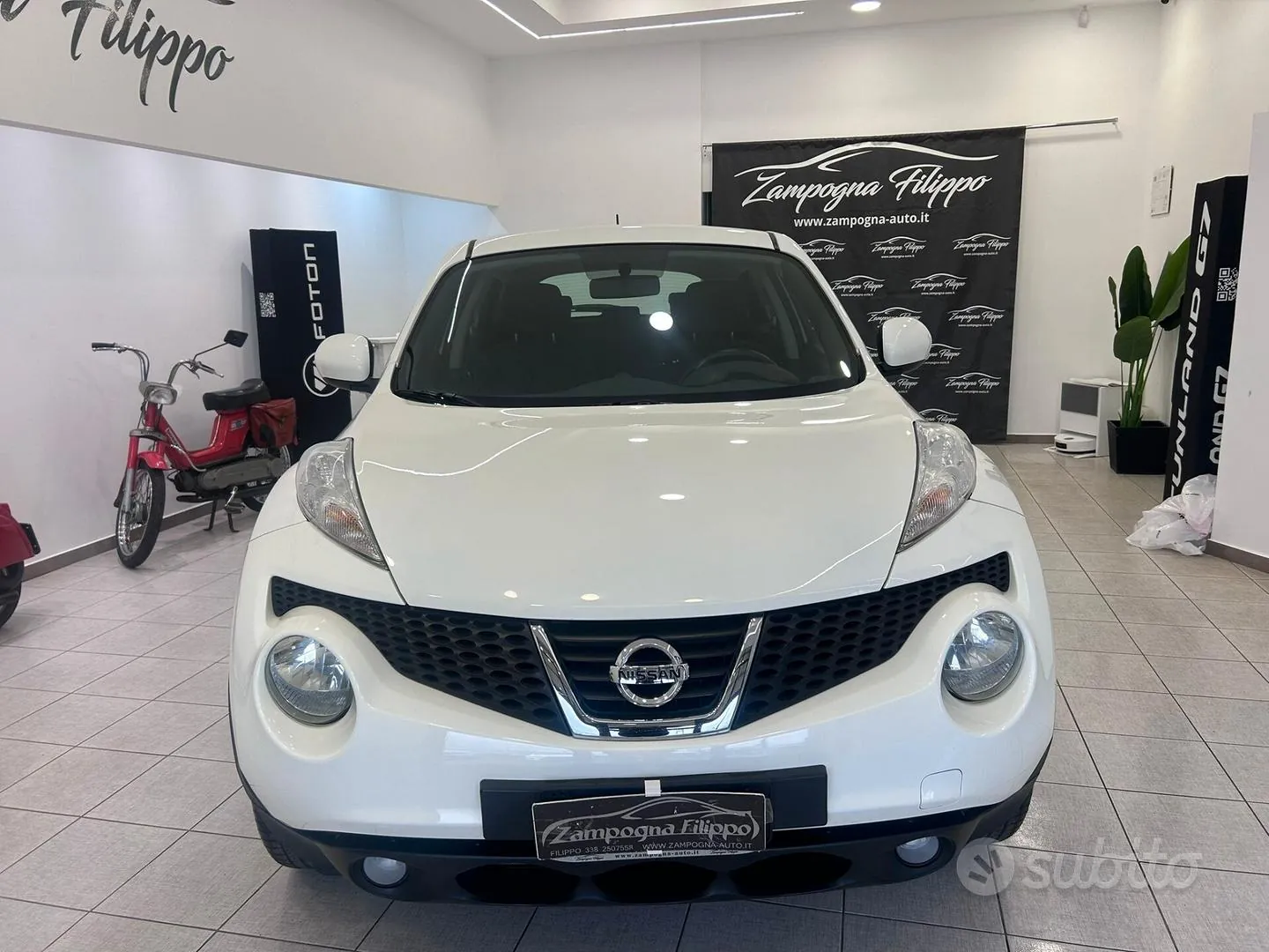 Nissan Juke 2011 photo 2