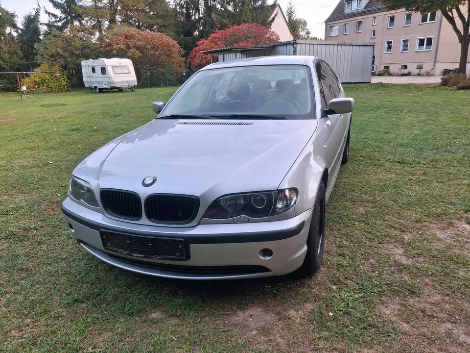 BMW 320I
