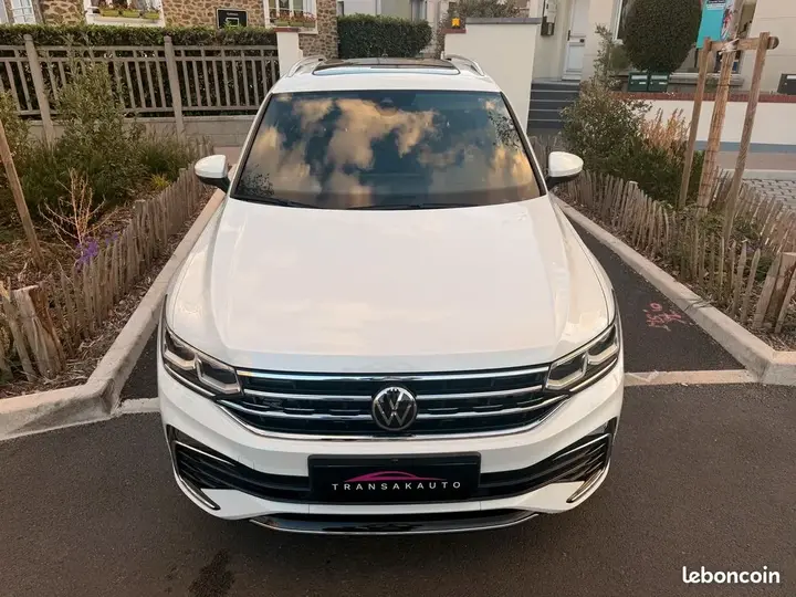 Volkswagen Tiguan 2021 photo 2