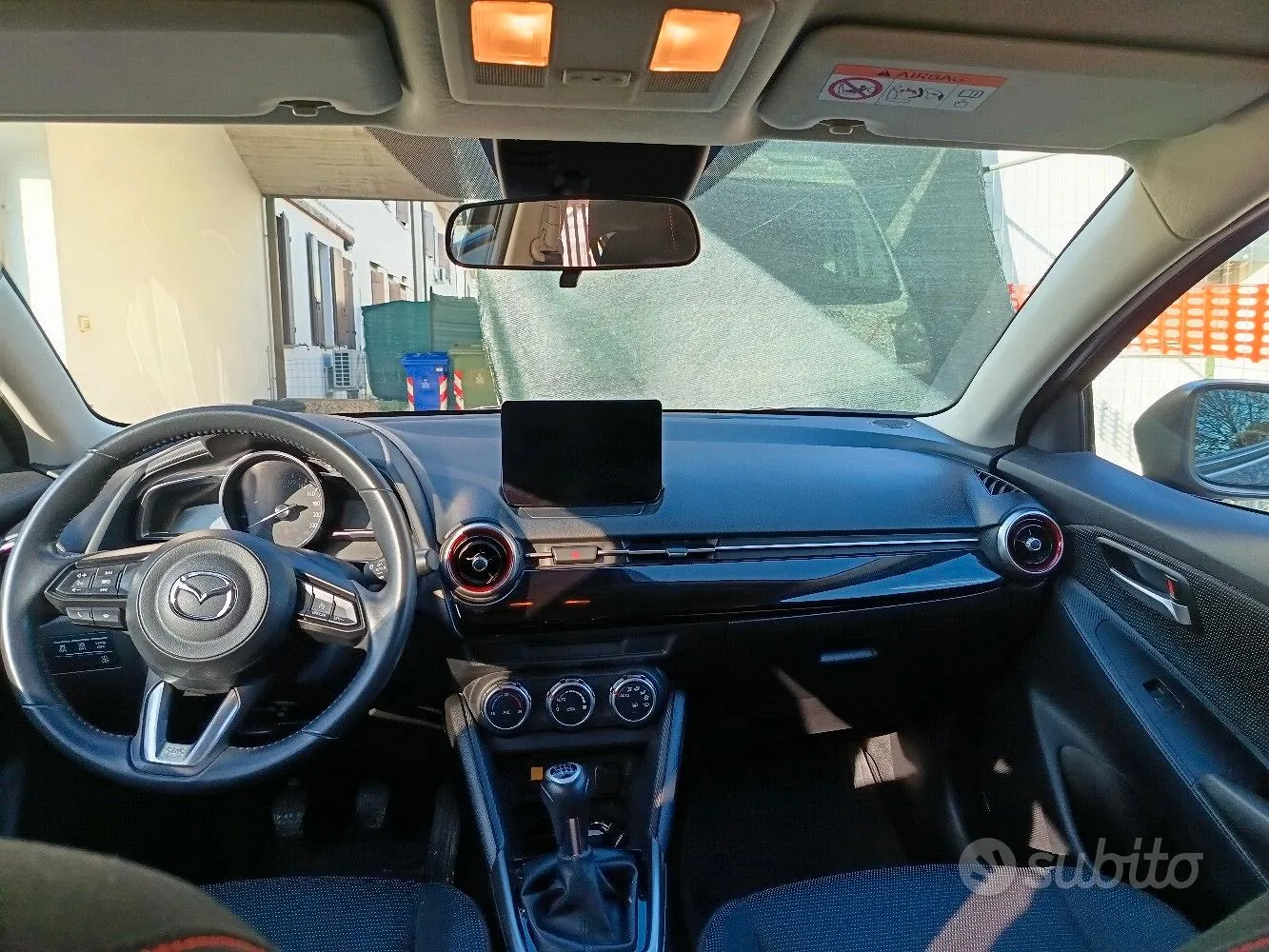 Mazda Mazda2 2023 photo 4